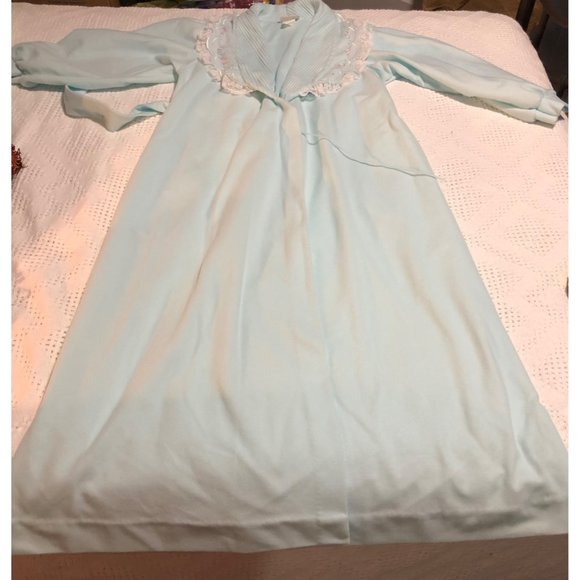 Gillian O’Malley Blue Embroidered Lace Trim Rolled Collar Long Sleeve Robe - Picture 1 of 7